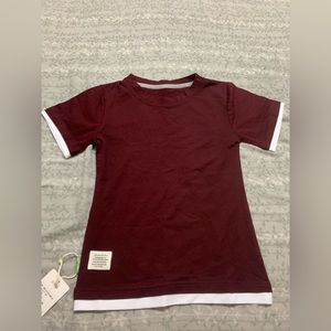 No brand boys t-shirt. Fits ages 3-6.